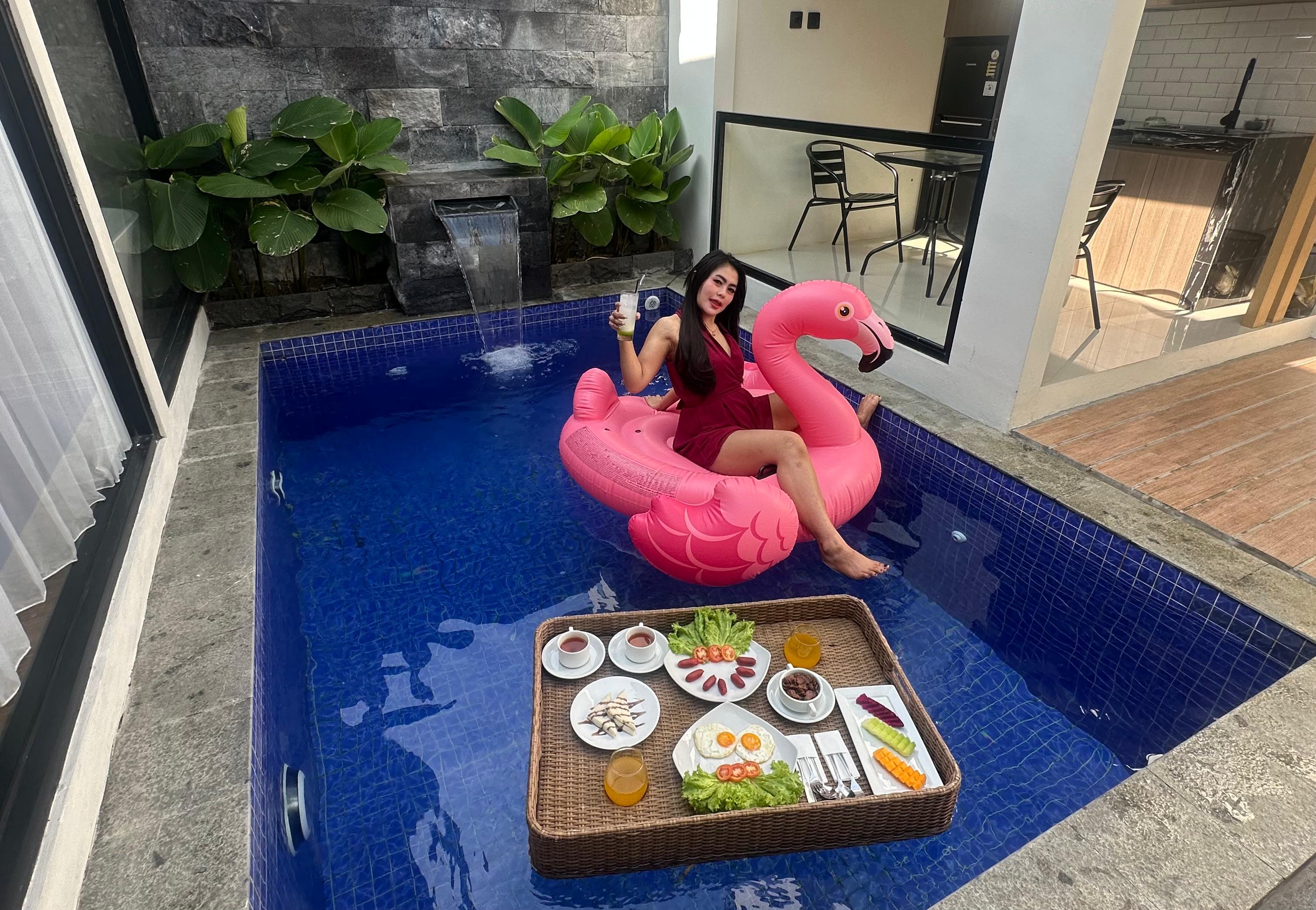 LUNARA VILLA
